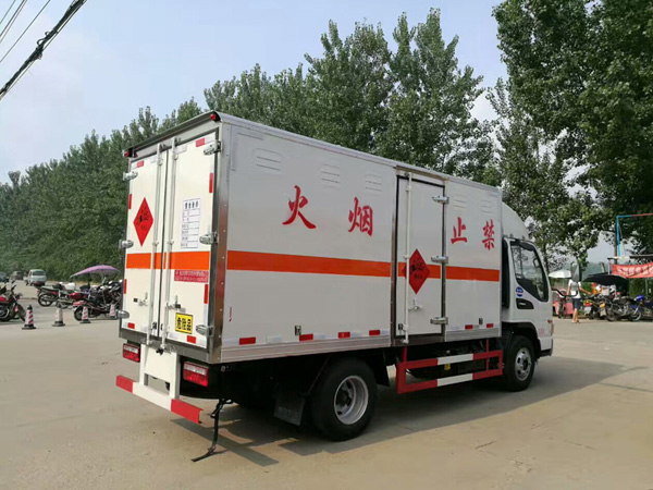 江淮4米2(3.5噸)爆破器材車