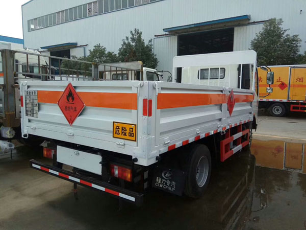 重汽4.1米(藍牌)氣瓶車