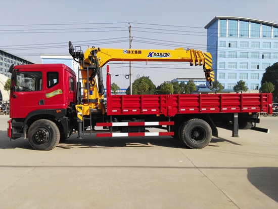 東風T5新款8噸隨車吊