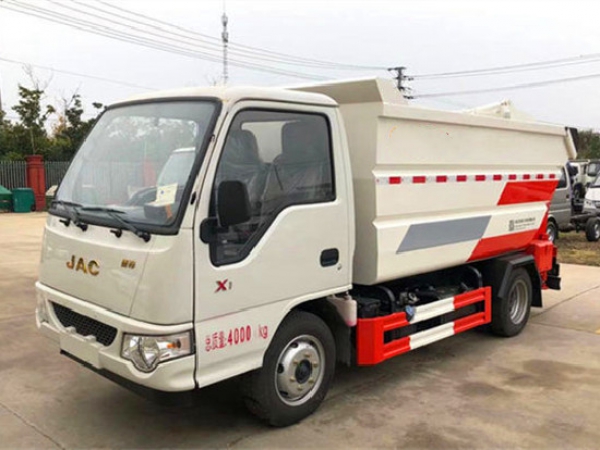 江淮康鈴國(guó)六4方無泄漏壓縮式垃圾車