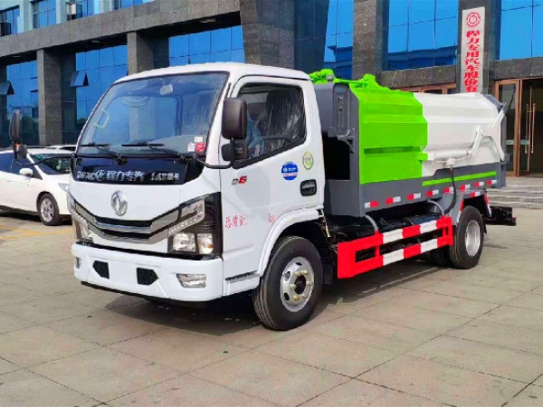 東風(fēng)小多利卡國(guó)六5方側(cè)裝壓縮垃圾車