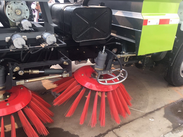 東風(fēng)天龍12水/10塵洗掃車