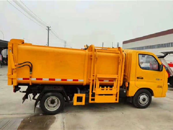 福田國(guó)六3方自裝卸（掛桶）式垃圾車