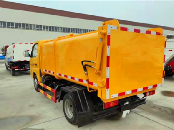 福田國(guó)六3方自裝卸（掛桶）式垃圾車