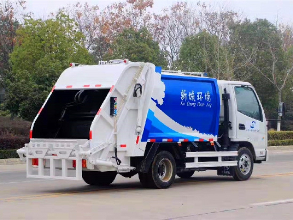 凱馬國六4方藍牌壓縮式垃圾車