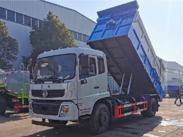 國(guó)六東風(fēng)153壓縮對(duì)接翼展自卸垃圾車