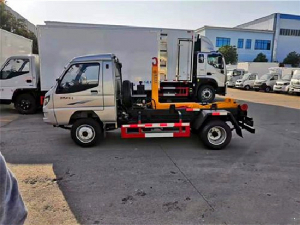 唐駿賽菱F3國六3方車廂可卸式（鉤臂）垃圾車