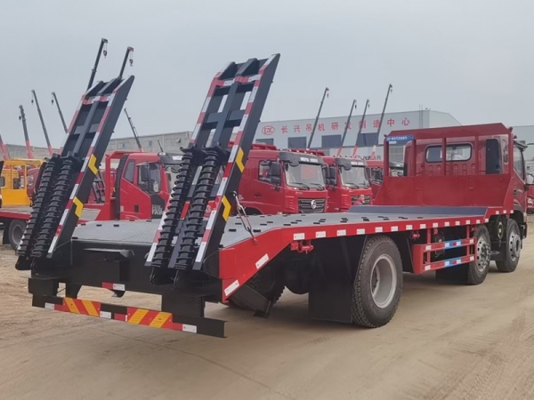 （國六）福田瑞沃小三軸平板運輸車