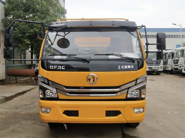 東風大多利卡8噸高壓清洗車