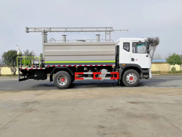 東風D9鐵路噴霧抑塵車