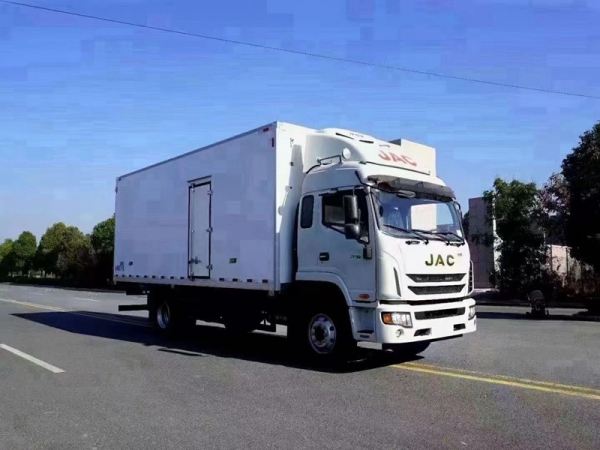 國六江淮帥鈴Q9冷藏車6.8米貨廂
