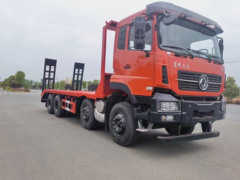 國六東風天龍前四后八平板運輸車，挖機拖車價格