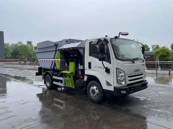 江鈴雙倉垃圾車，垃圾分類運輸車