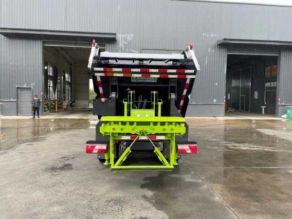 江鈴雙倉垃圾車，垃圾分類運輸車