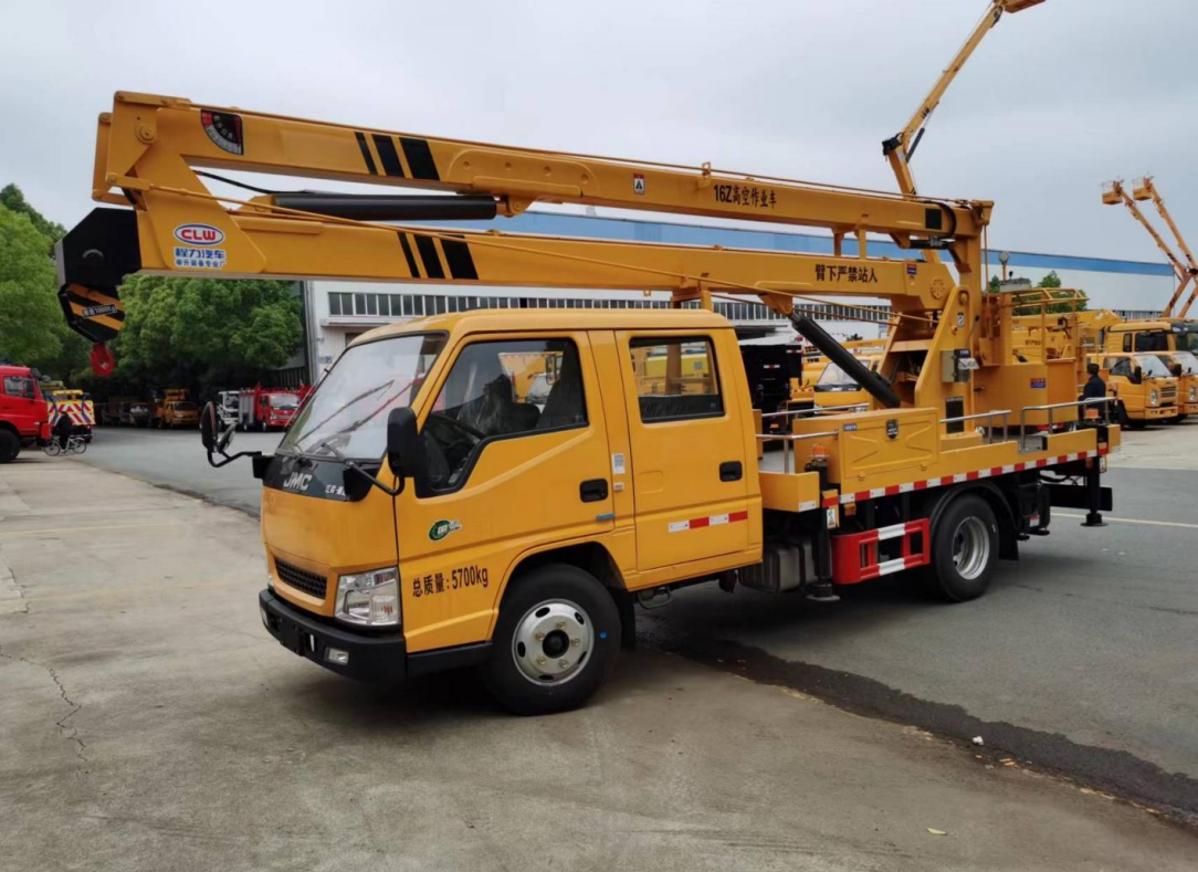 江鈴5062老款 16米折臂高空作業(yè)車